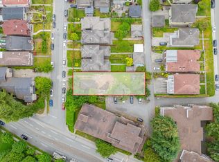 5864 Pioneer Ave, Burnaby, BC V5H 2X7