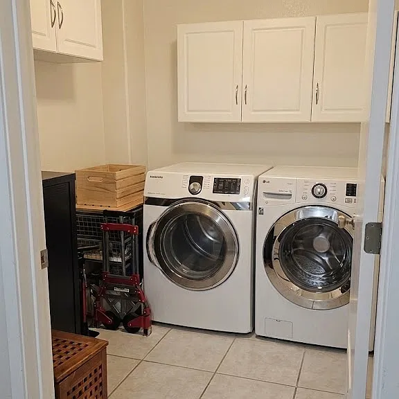 1049 S Hobart Blvd #305 — Photo 8