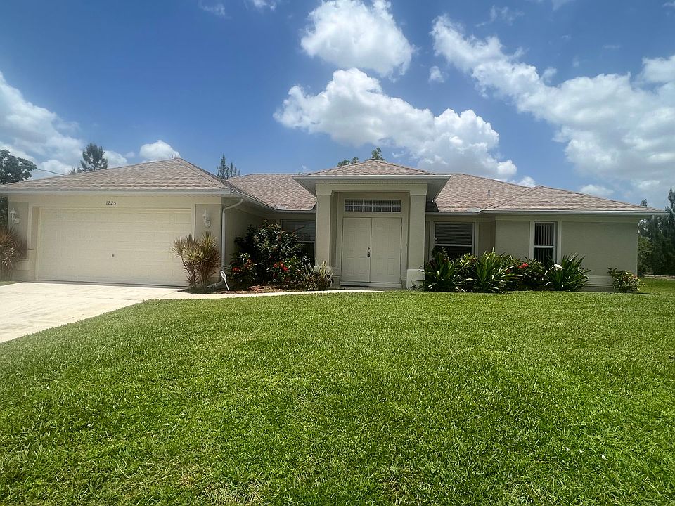1st image of 1225 SW 31st Ter