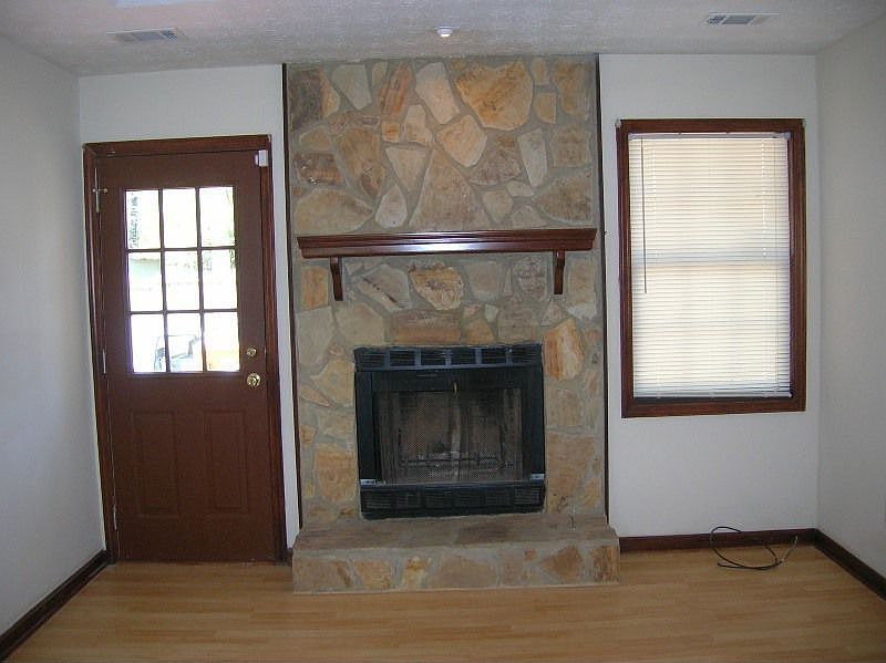 2nd image of 5468 Brandon Ct