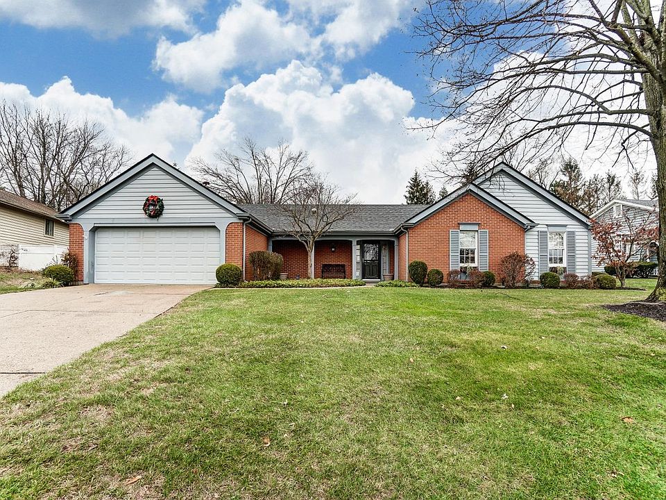 1st image of 641 Cambridge Dr