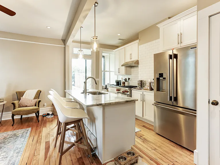 302 N Stafford Ave #B — Photo 6