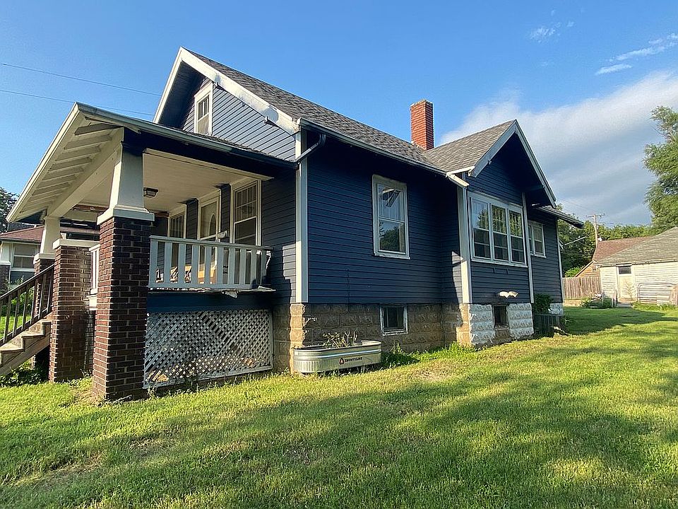2nd image of 604 N 14th St