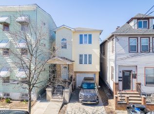 140 S Park St, Elizabeth City, NJ 07206