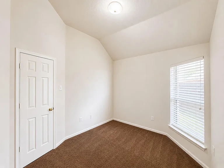 20410 Nelva Park Ct — Photo 26