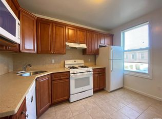 2551 45th St, Astoria, NY 11103