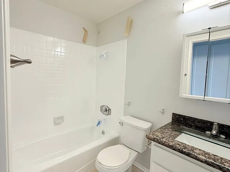 8715 Burton Way - Urban Feel Charming 2 bed 2 bath — Photo 33