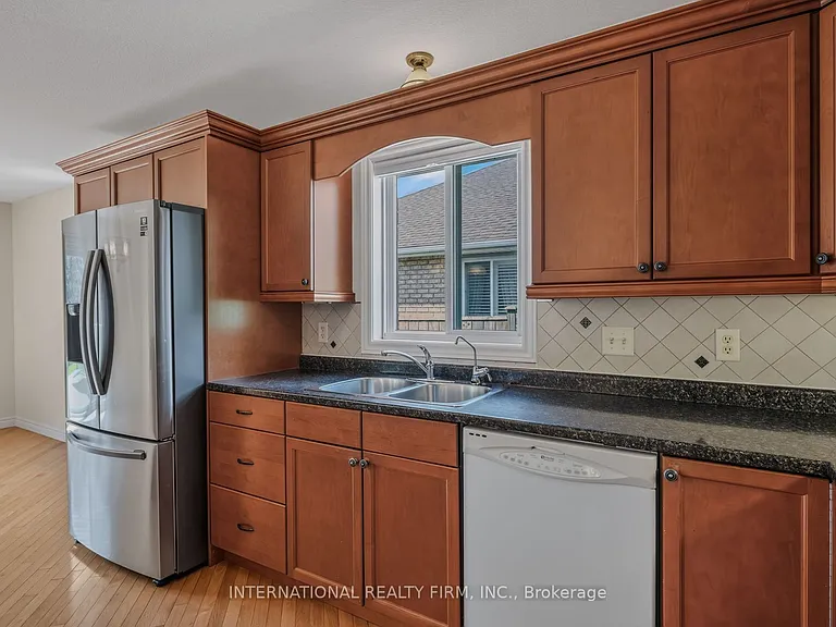 18 Sea Breeze Dr — Photo 14