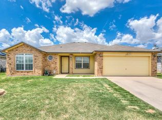 1221 Henry Ln, San Angelo, TX 76905