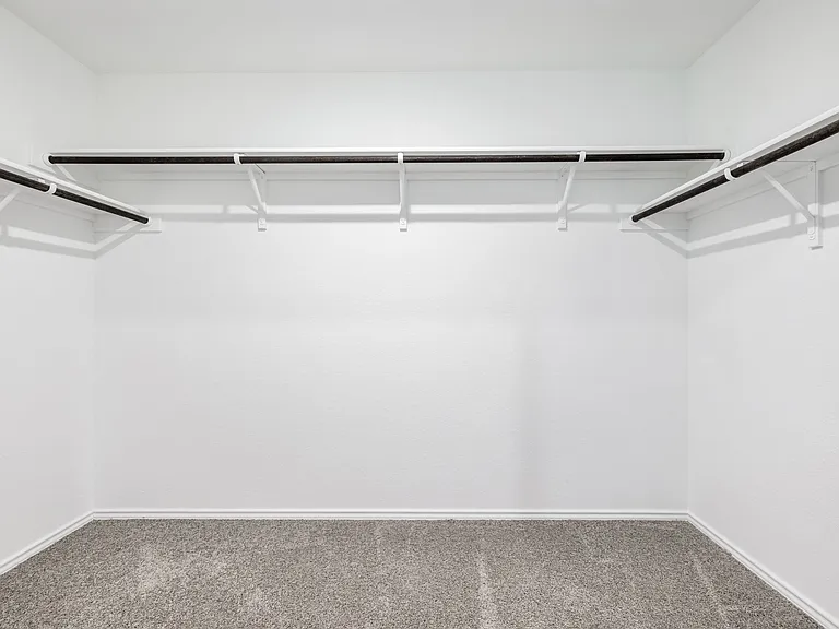 Master Bedroom - Walking Closet