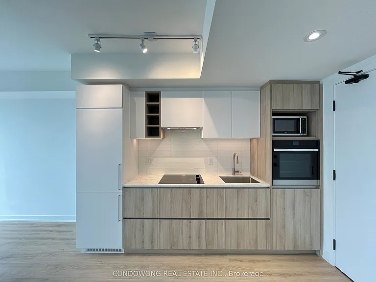 319 Jarvis St #3311 — Photo 2