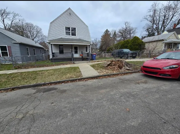 545 Woodlawn St SE, Grand Rapids, MI 49507