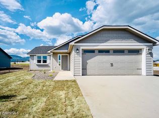 16061 N Hadley Loop, Rathdrum, ID 83858