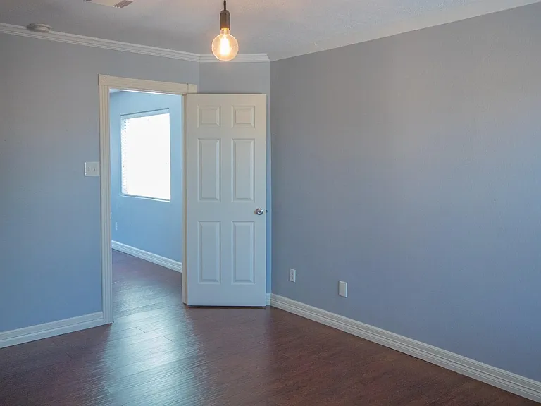 2814 Morton Cove Ln — Photo 24