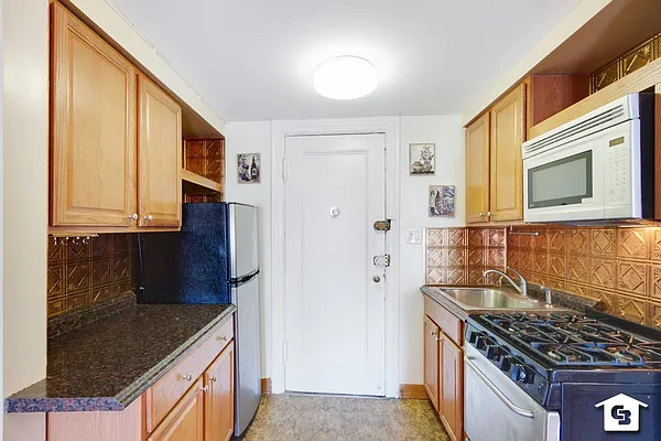 Sold by Coldwell Banker Reliable Real Estate | media 10