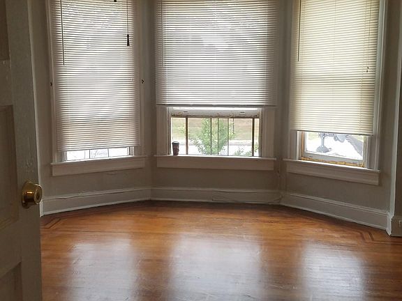 Front 2nd floor bedroom