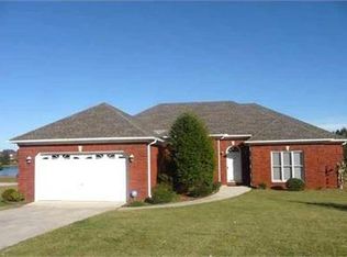 115 Break Water Dr, Huntsville, AL 35811