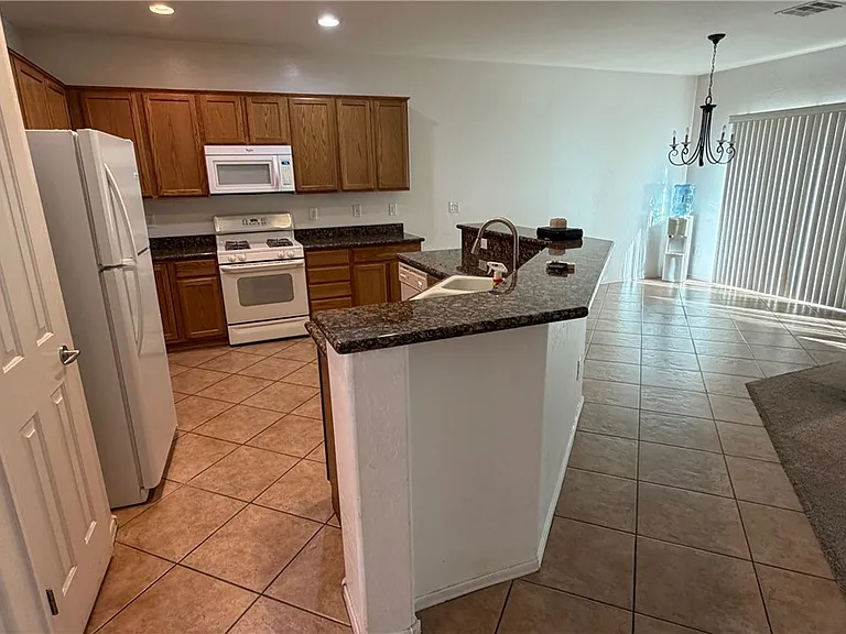 2205 Willow Wren Dr — Photo 6