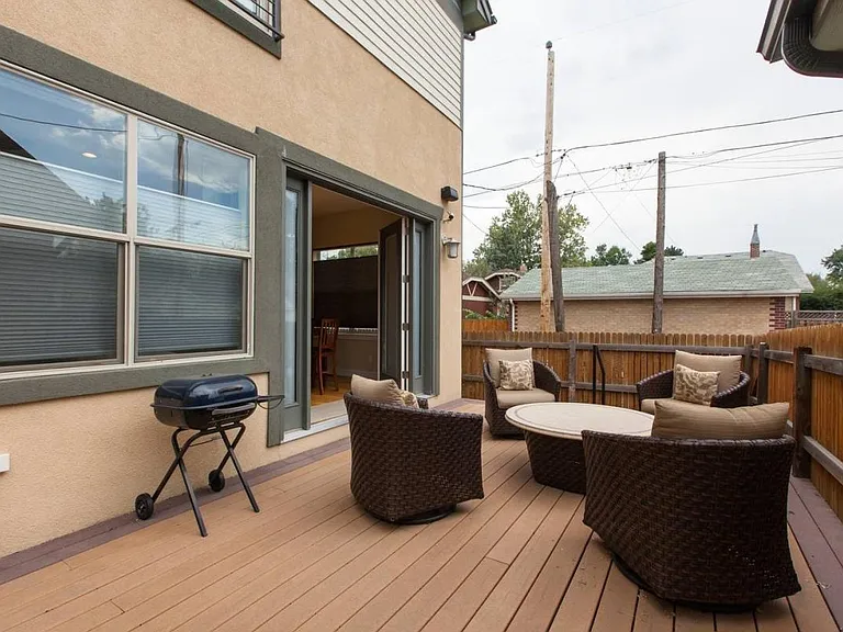 3725 Irving St — Photo 13