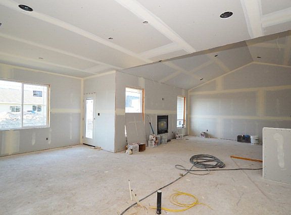 3rd image of 159 Southpoint Blvd