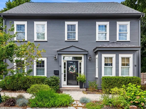 18 Bromfield St #18, Newburyport, MA 01950