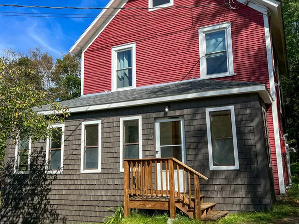 25 Balsam St, Saranac Lake, NY 12983