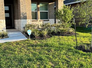 902 Barstow Dr, Rosharon, TX 77583