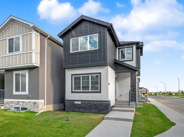 110 N Saddlepeace Cres NE, Calgary, AB T3J 2J2