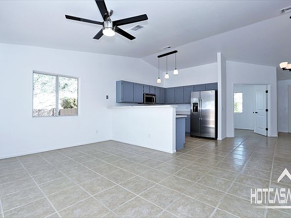 4th image of 2850 W Calle De Rosita