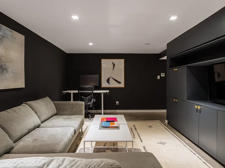 230 Bergen St #1 — Photo 42