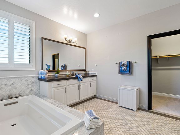 4th image of 9718 Wildflower Vista Ave #1