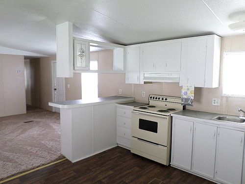4th image of 2414 NE 55th Ter