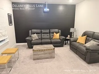 2108 Delaney Hills Ln — Photo 19
