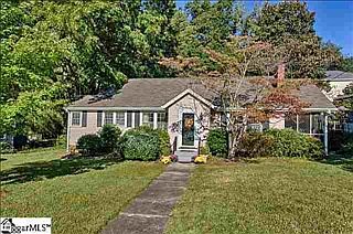 1st image of 104 Cammer Ave