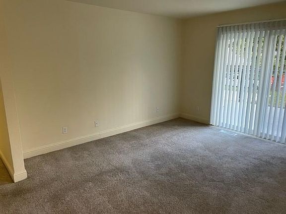 5th image of 5930 Point Evans Ct Unit 2
