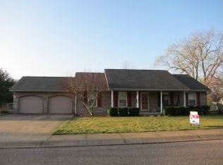 852 E Clover Dr, Ellettsville, IN 47429