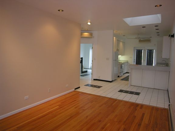 4th image of 11431 S Forrestville Ave #2
