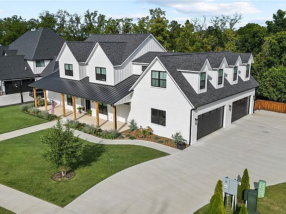 3rd image of 8400 W Habitat Ln