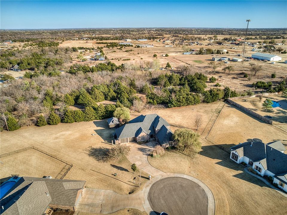 4504 Crestmere Ln, Edmond, OK 73025 Zillow