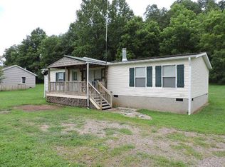 822 Mashburn White Rd, Franklin, NC 28734