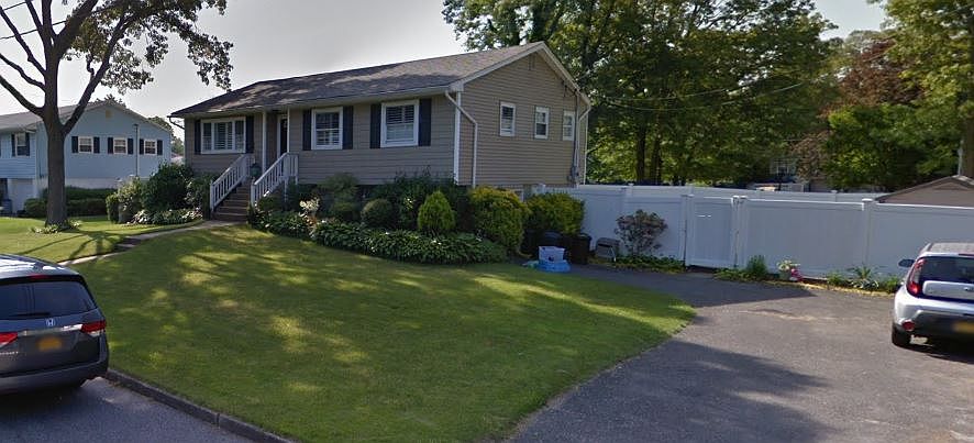 2nd image of 16 Starr St