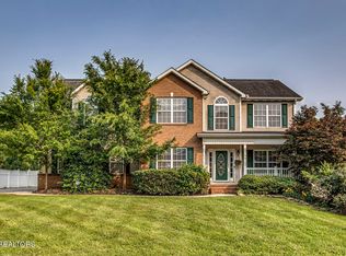 6018 Shannon Valley Farms Blvd, Knoxville, TN 37918