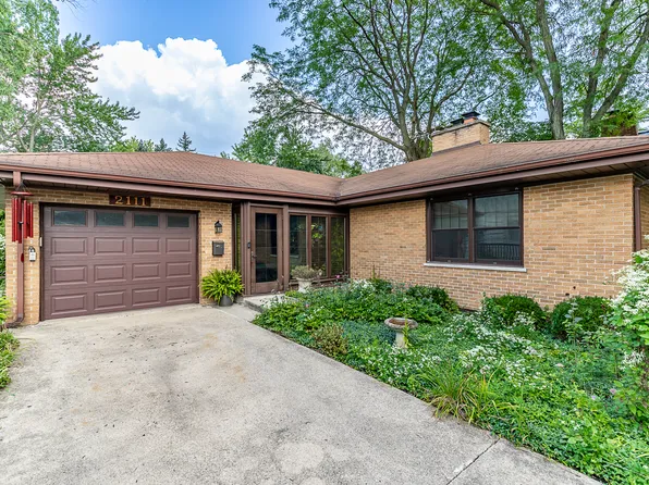 2111 Collett Ln, Flossmoor, IL 60422