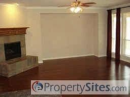 4th image of 2264 Chenault Dr