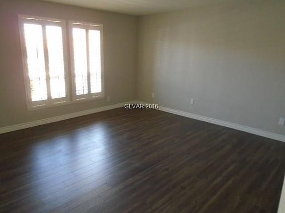 4th image of 3471 Victory Ave