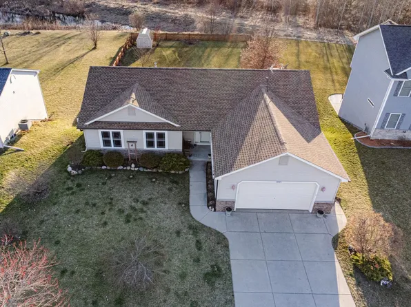 N7971 Woody LANE, Ixonia, WI 53036