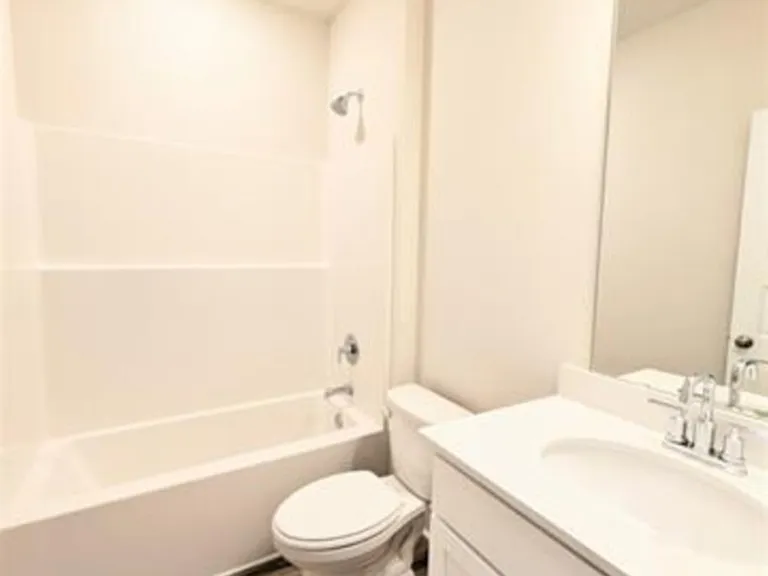 9907 Starling Dr — Photo 13