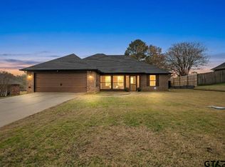 202 Spring Valley Rd, Queen City, TX 75572