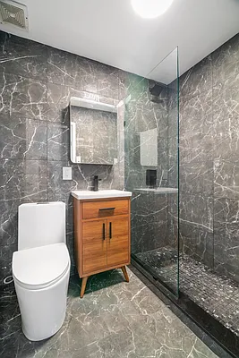 Rented by REAL New York | media 15