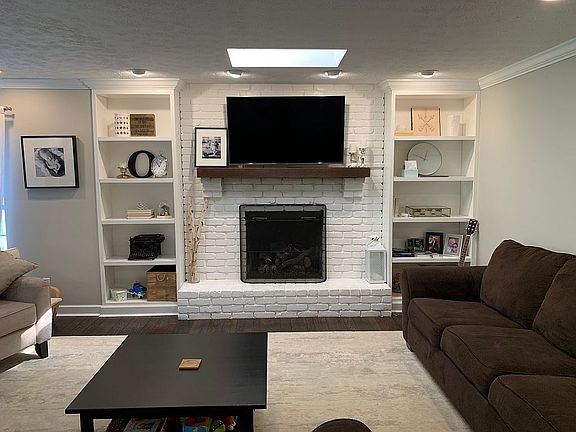 5th image of 8064 Cabinet Cir